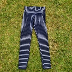 Athleta Capri Leggings Size XXS